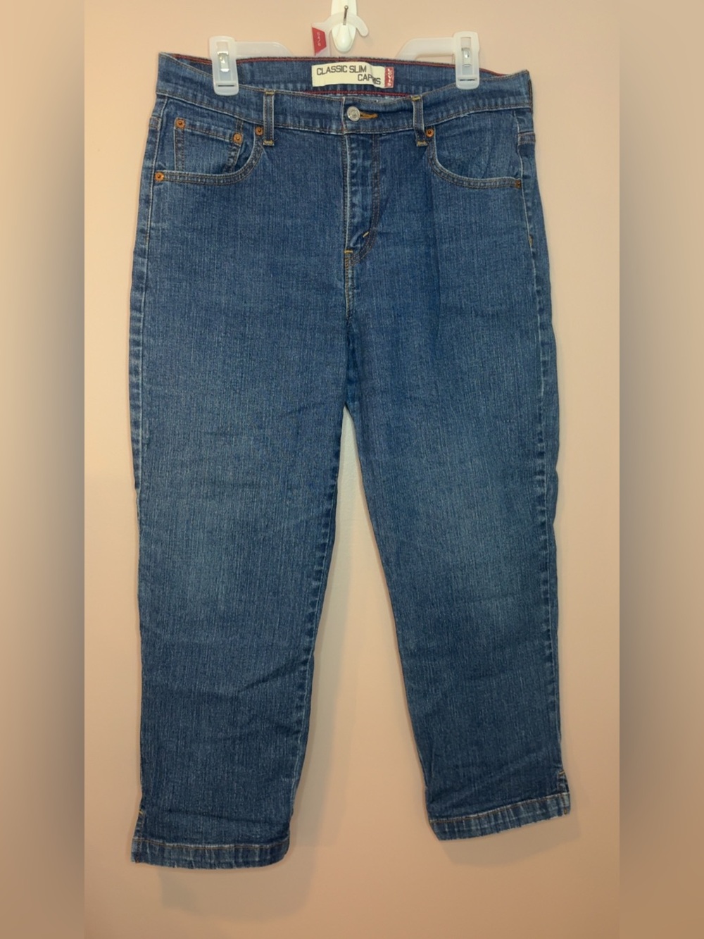 Vintage Levi's Red Tag Women's Classic Slim Capris Straight-Leg Blue Denim Jeans